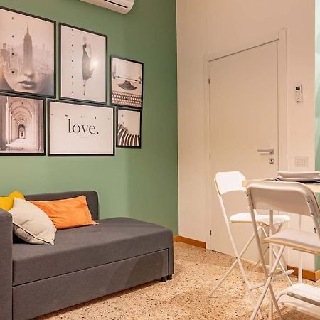 Guest Planet - Cozy Housing Porta Romana M3 Милано Екстериор снимка